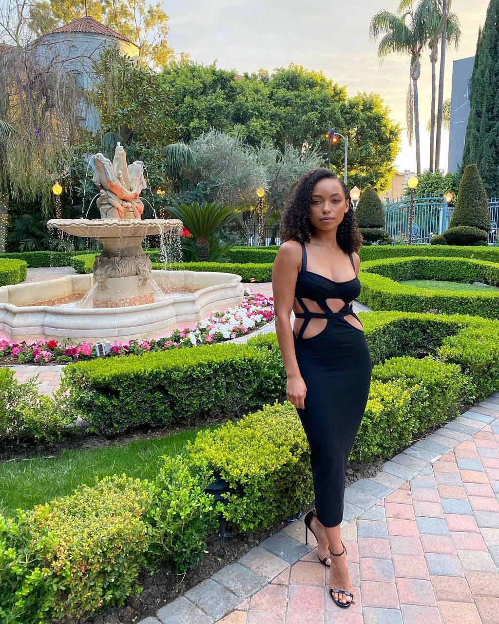 Logan Browning Feet